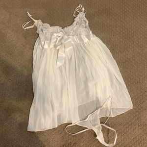 White bridal Victoria’s Secret lingerie